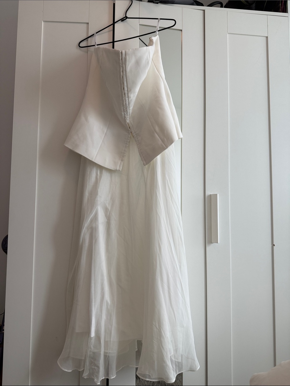 Forever New Strapless White Ivory Layered Tulle Dress